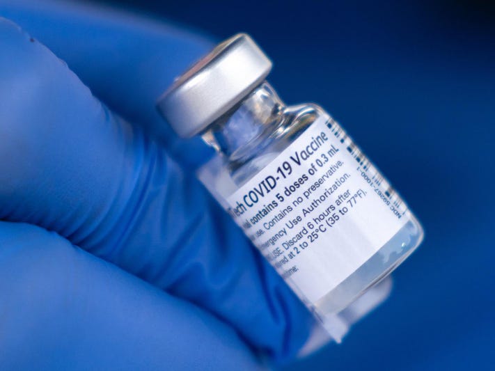 Pfizer COVID-19 Vaccine with Graphene Oxide